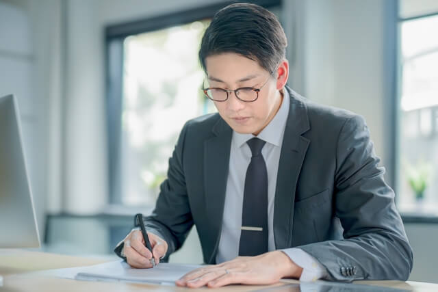 保険の無料相談に行くときに準備したい持ち物と必要書類